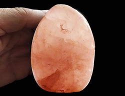 Rose quartz natural stone piece 13 cm - approx. 1097 g