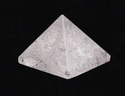 Dekorationspyramide Bergkristall 3,5 cm