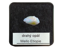 Wello  Drahý opál  - 8 - cca 0,74 g - 15x9x7 mm