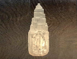 Selenit lampa kaskáda 26 cm -  cca 2246 g